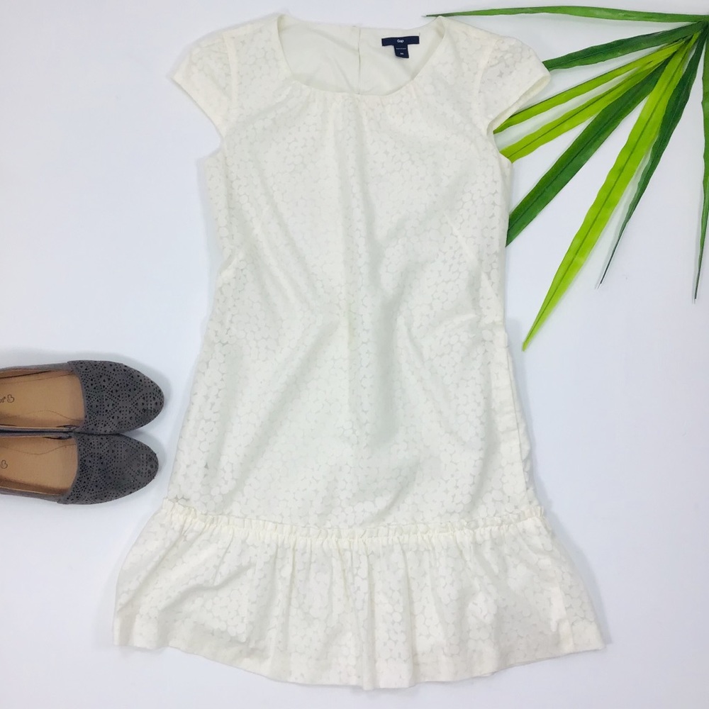 Gap | Ivory Shift Dress